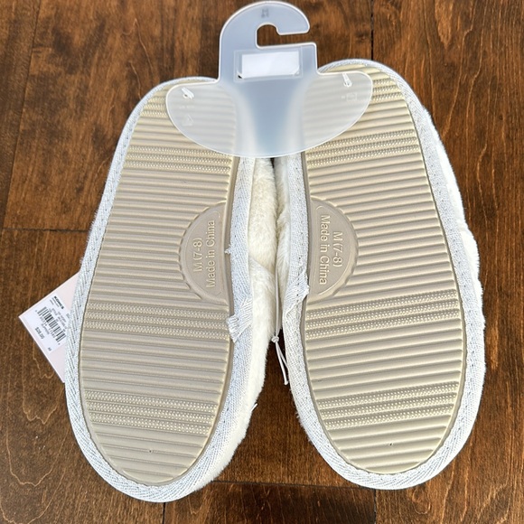 LC • Lauren Conrad • Snow Bunny Slippers - Picture 5 of 5